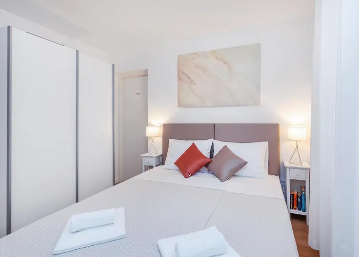 Giordano Apartment *